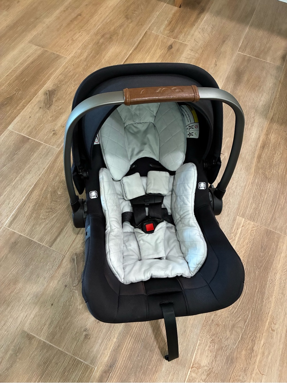 Nuna Pipa Lite LX